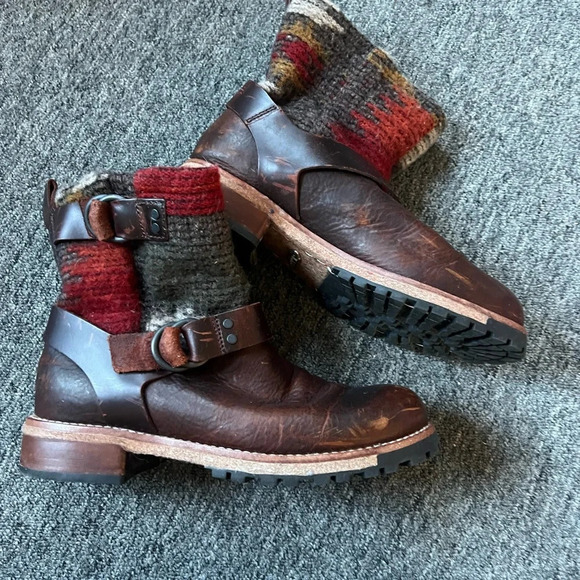 Woolrich Moto Southwestern Wool Leather Boots, size 7.5 - Picture 2 of 8